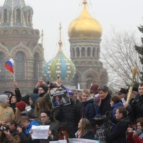 Opposition supporters rally against corruption in central Saint Petersburg on March 26, 2017. (OLGA MALTSEVA/AFP/Getty Images)
