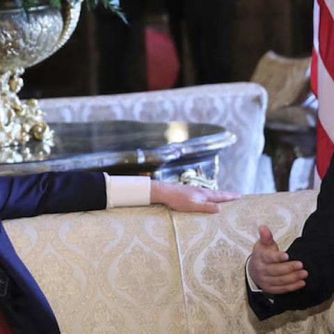 Chinese President Xi Jinping (R) meets with his U.S. counterpart Donald Trump in the latter's Florida resort of Mar-a-Lago in the United States, April 6, 2017. (Xinhua/Lan Hongguang via Getty Images)