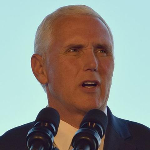 Vice President Mike Pence visits service members of the Air Force Reserve and Georgia National Guard, June 9, 2017 (George National Guard)
