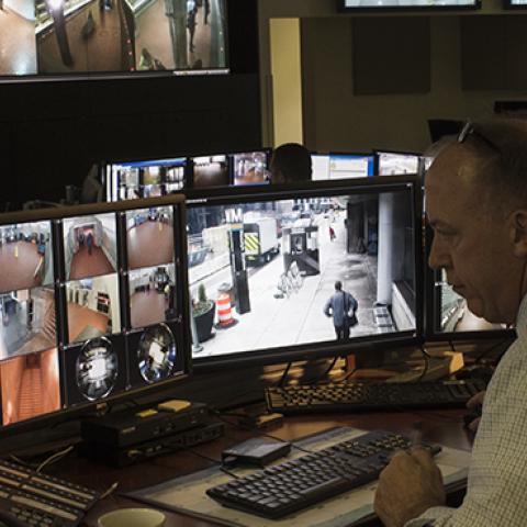 Washington Metropolitan Area Transit Authority's Secure Operation Control Center, February 4, 2016 (Nikki Kahn/The Washington Post via Getty Images)