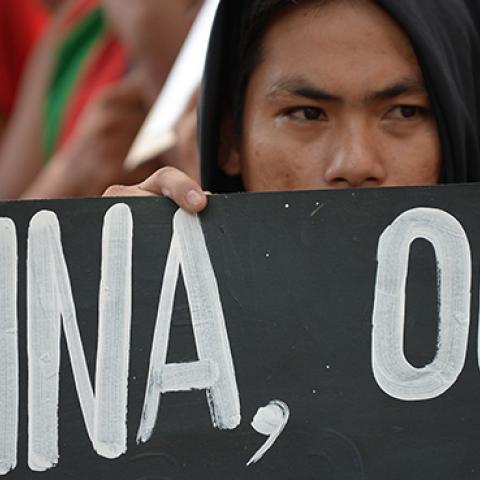 Protest in Manila against China's presence in disputed waters in the South China Sea, June 12, 2017 (TED ALJIBE/AFP/Getty Images)