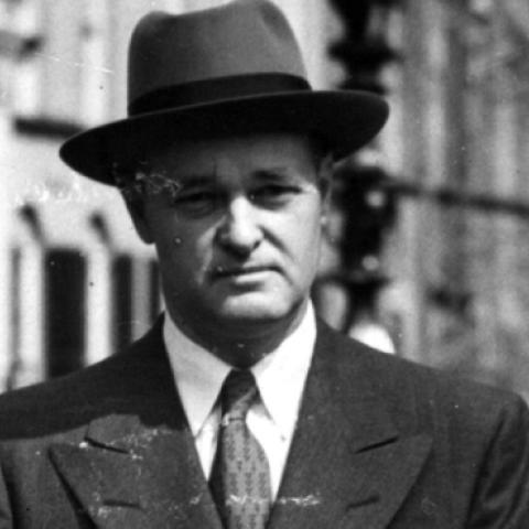 30th April 1952: The newly-appointed US ambassador to Moscow, diplomat and historian George Frost Kennan, walking in London before leaving for Moscow. (Keystone/Getty Images)