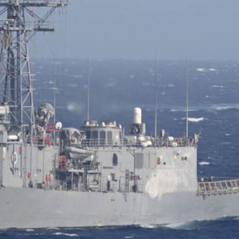 (U.S. Navy photo by Mass Communication Specialist Seaman Jacob M. Turrigiano)