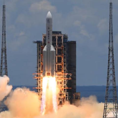A Long March-5 rocket, carrying an orbiter, lander and rover as part of the Tianwen-1 mission to Mars, lifts off from the Wenchang Space Launch Centre in southern China's Hainan Province on July 23, 2020. 