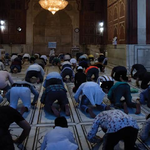 Muslim devotees offer namaz on the eve of Ramzan on April 13, 2021 in New Delhi, India. (Photo by Sanjeev Verma/ Hindustan Times via Getty Images)